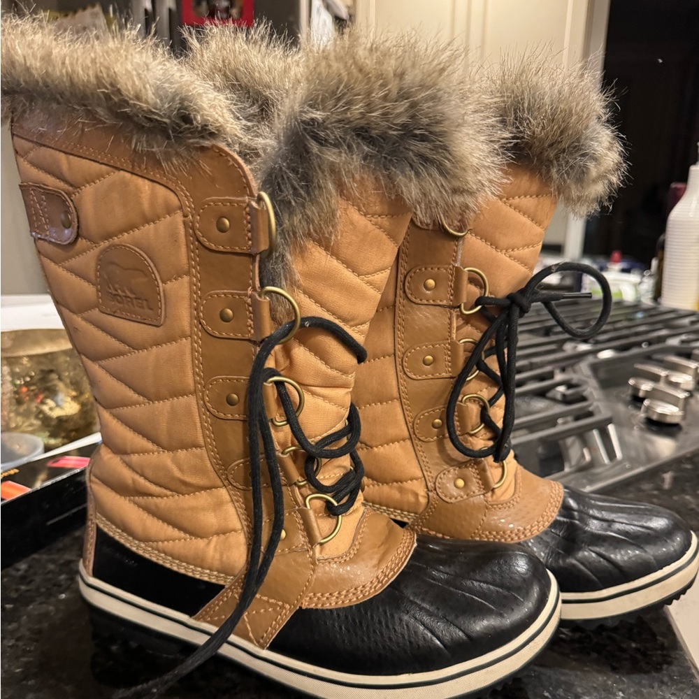 Sorel Tofino II Waterproof Winter Boots Size 8